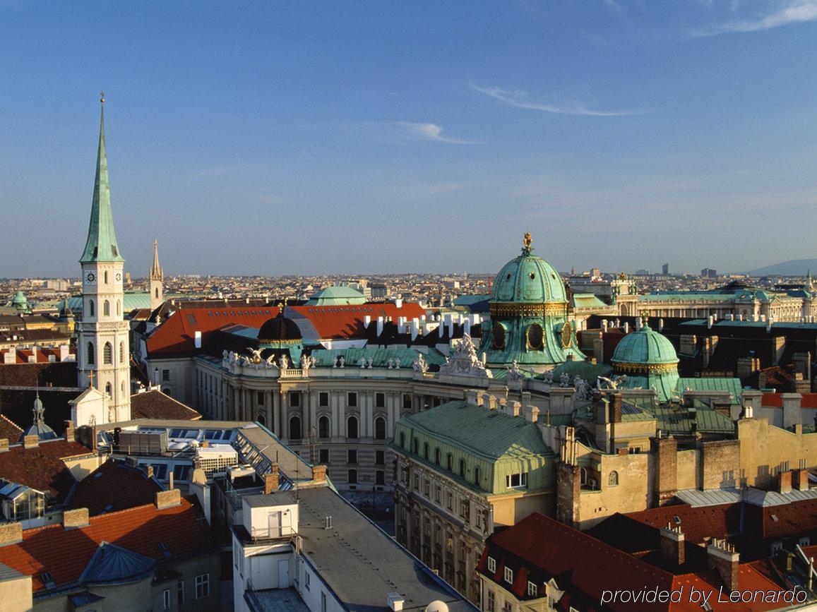 Schani Salon Hotel 4*