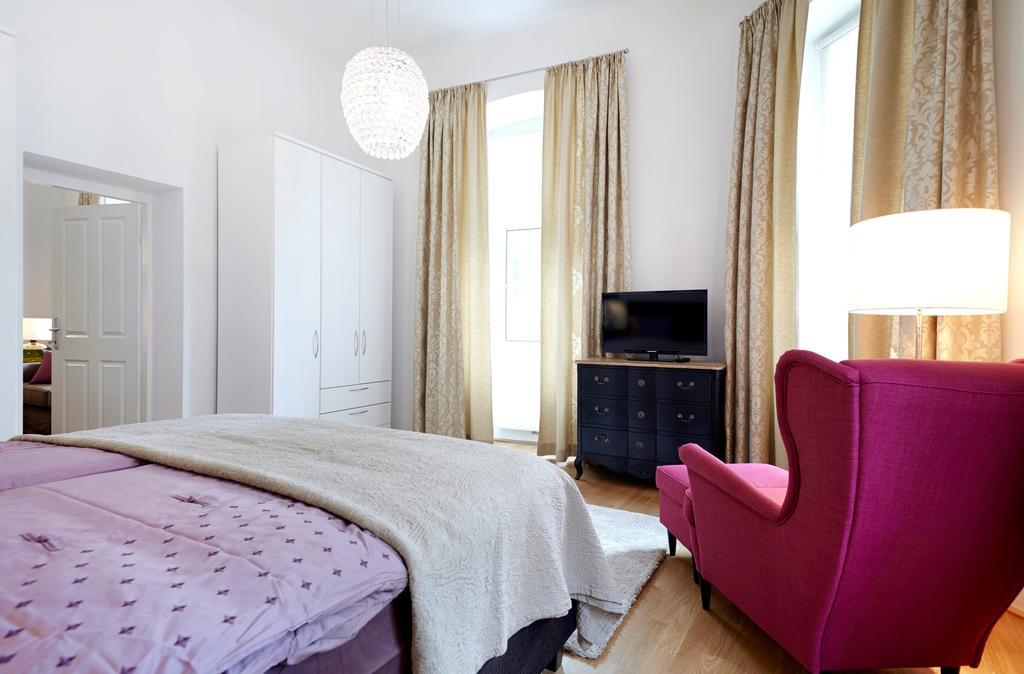 Apartment Theresiengasse
