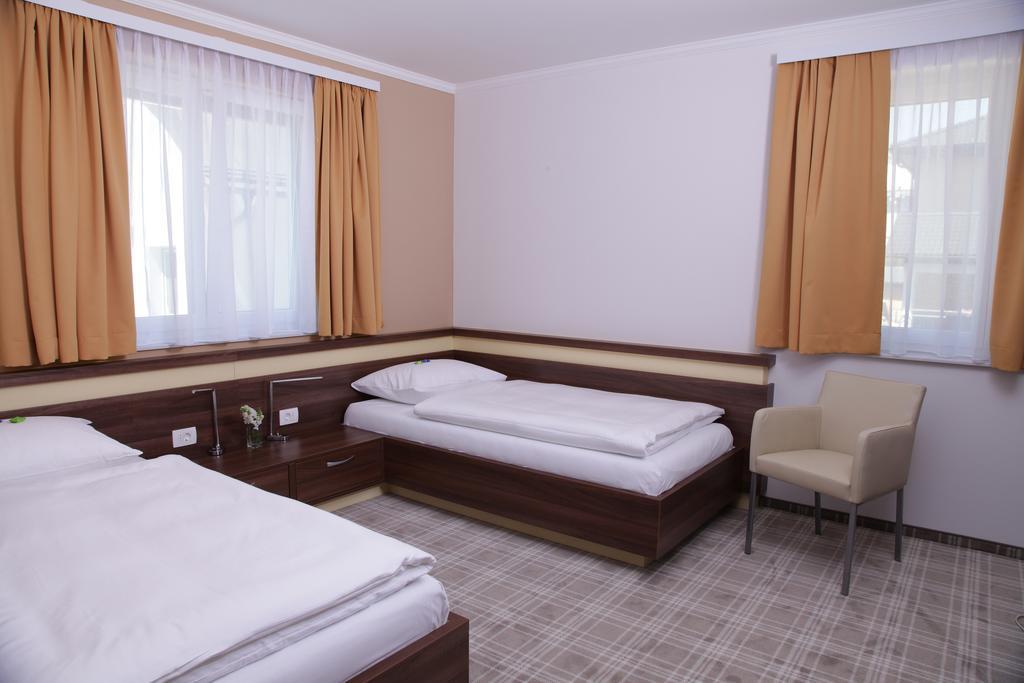 Hotel Primus &