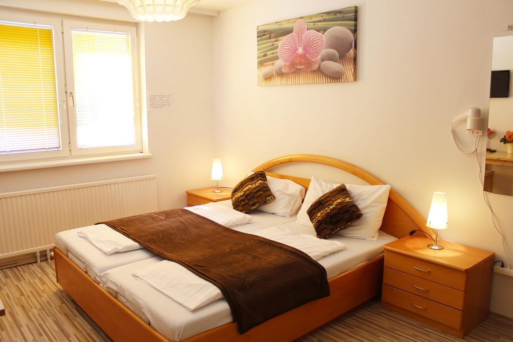 Hostel Westend