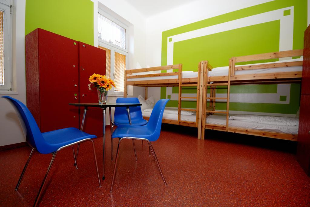 Hostel Westend