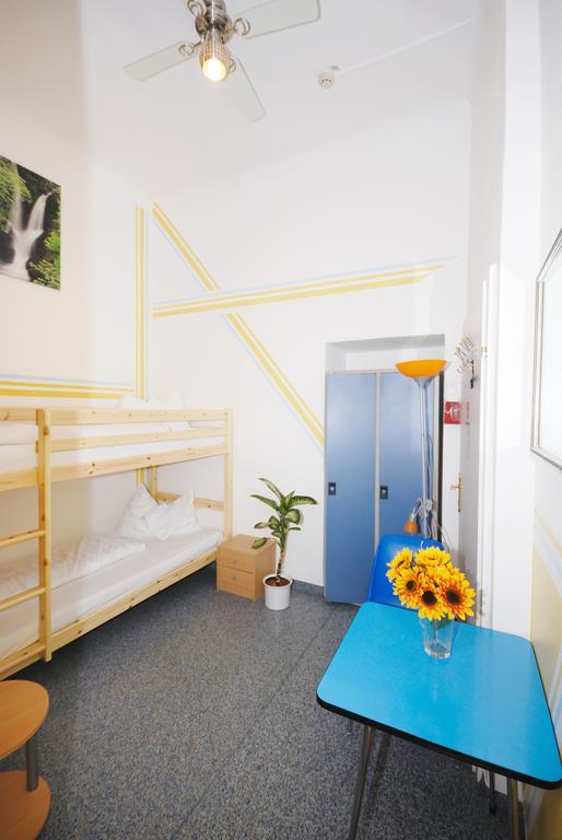 Hostel Westend *