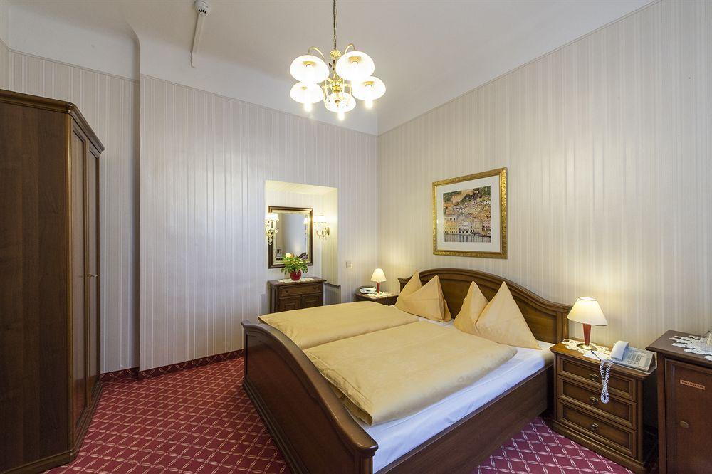 Austria - 3*