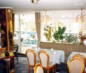 Ekazent Schoenbrunn 3* Vienna
