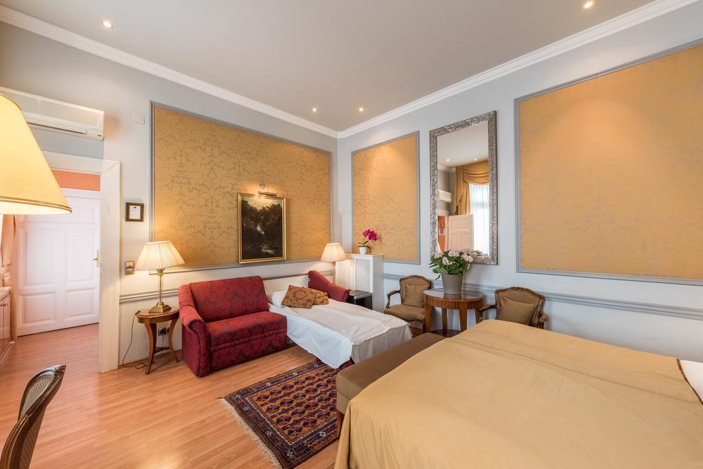 Hotel Arenberg Boutique Zentrum 4*