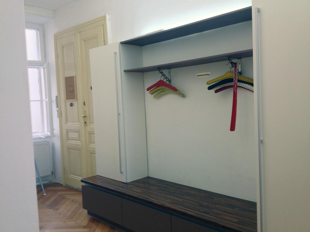 Apartment Big Vintage Style Flat Near Schonbrunn *