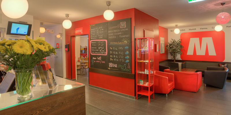 Hotel Meininger Downtown Sissi 3*