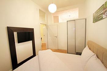 Apartment Aurellia Serviced Apartments *