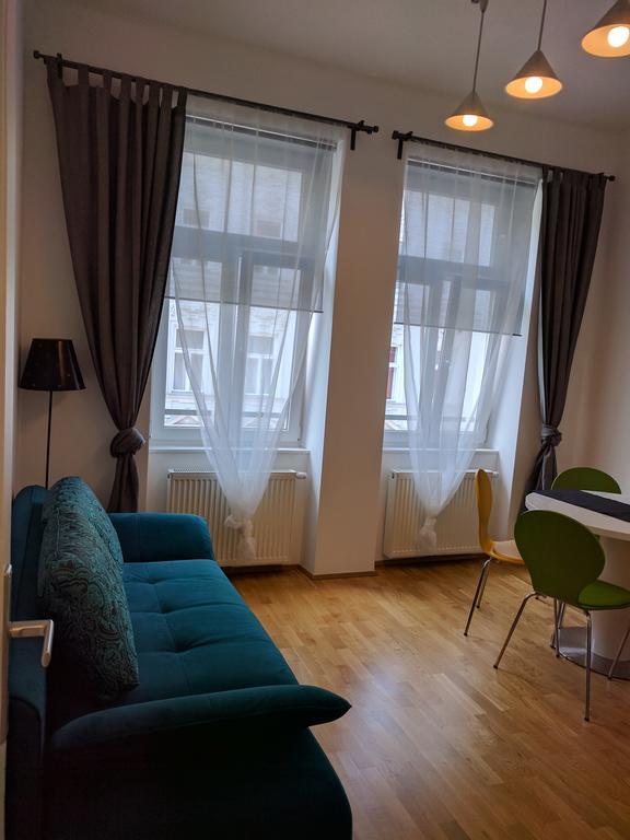 Design Place 1030 Viena