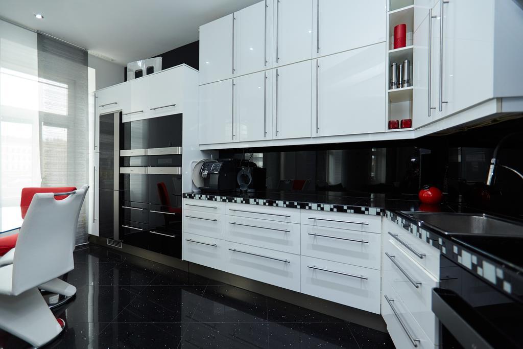 Bilici Gmbh * Vienna