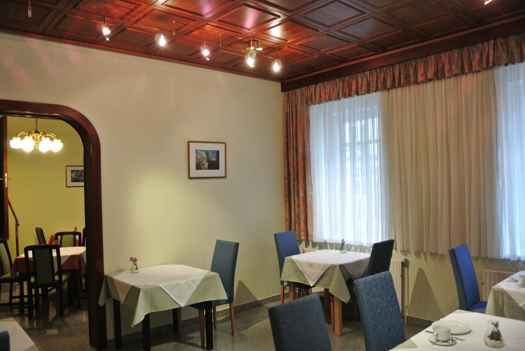 Schonbrunn Hotel 3*