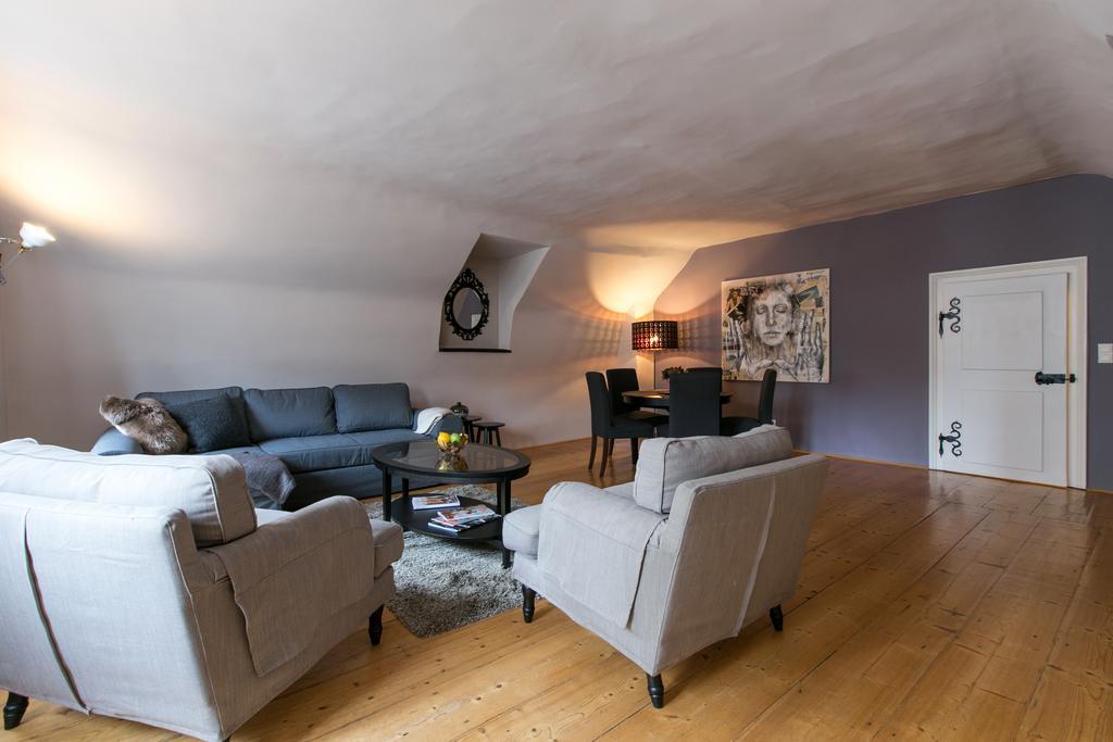 Apartment Stairway To Heaven By Welcome2vienna Vienna