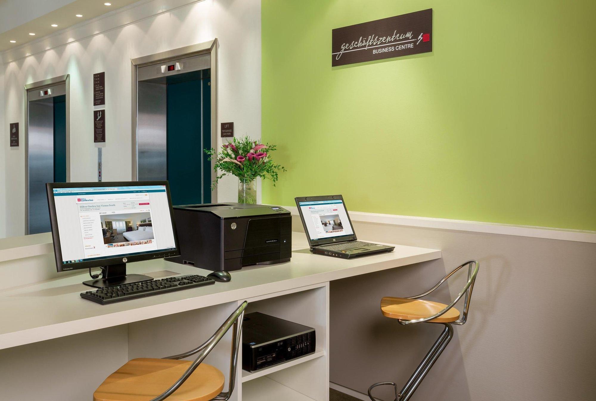 Hilton Garden South Hotel Viena