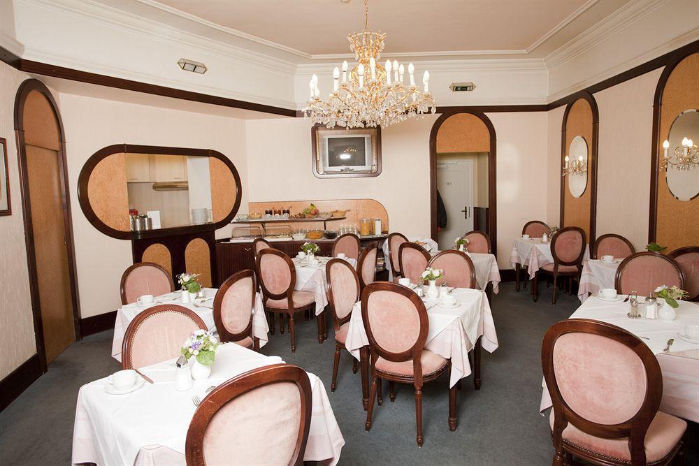 Guest house Neuer Markt 3*
