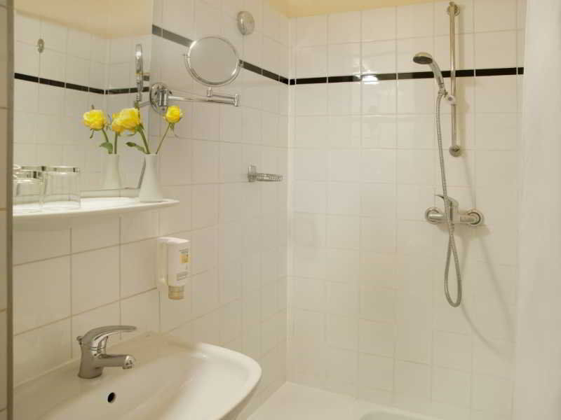 Graf Stadion 3* Viena
