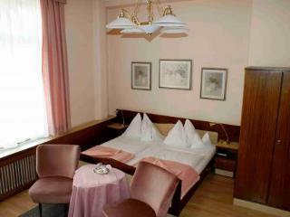 Neuer Markt Guest house