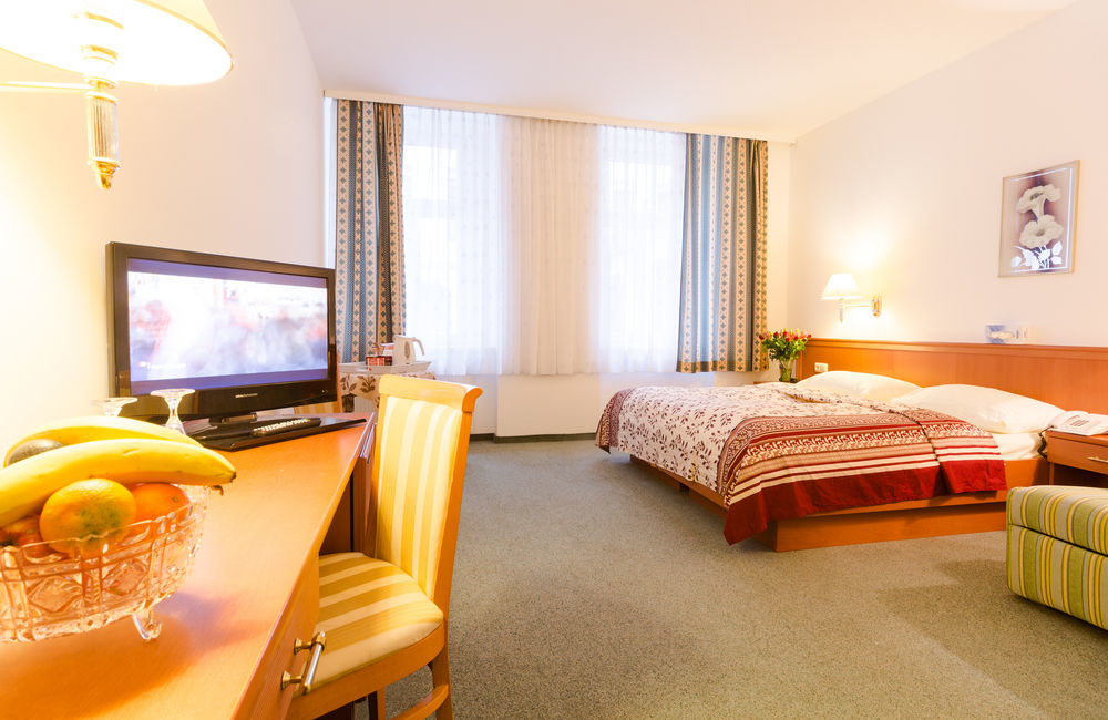 Hotel Schani Salon 4*