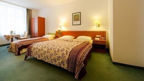Schani Salon Hotel