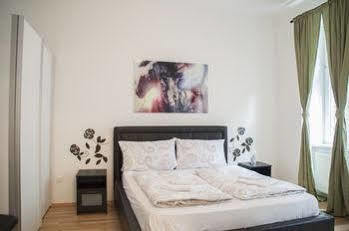 Urban Flats Danube 3* Vienna