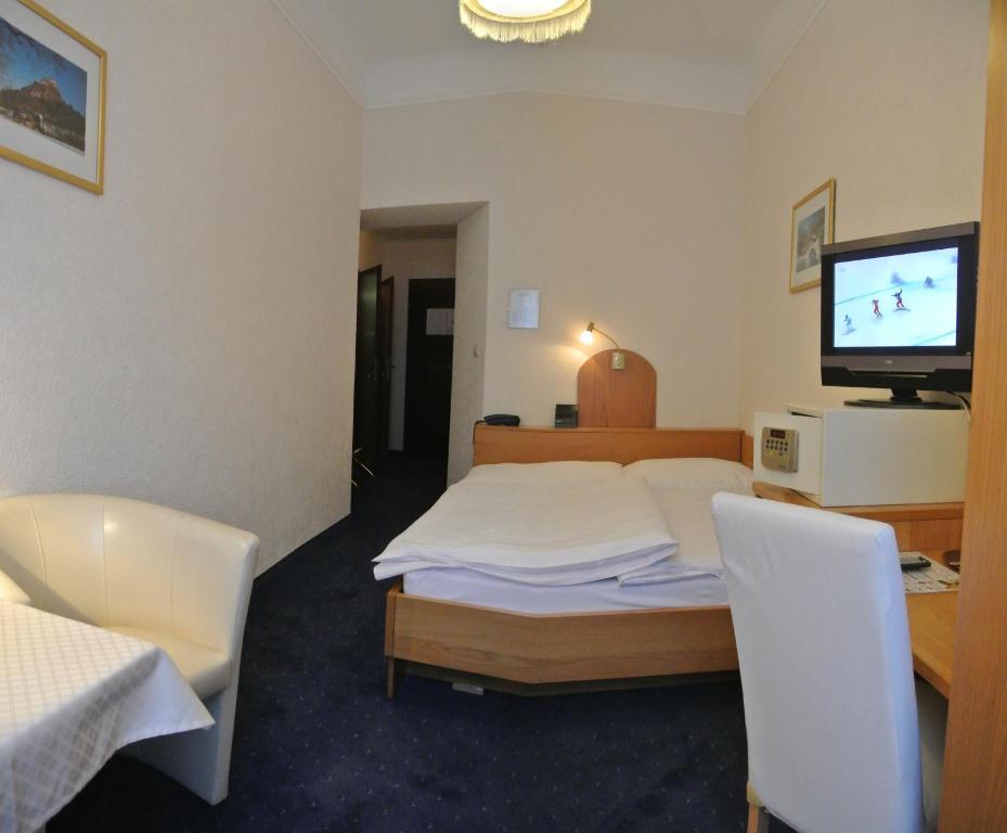 Schonbrunn Hotel Vienna