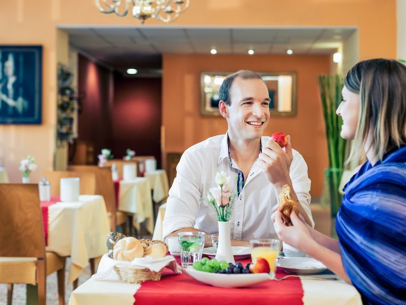 Josefshof Am Rathaus Hotel 4*