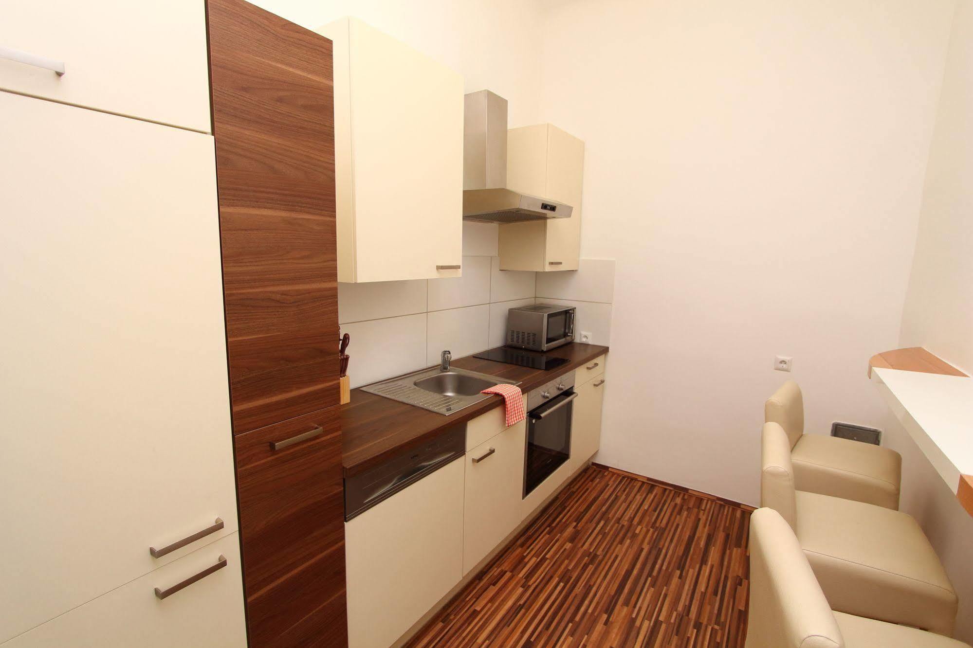 Simmering Apartment *