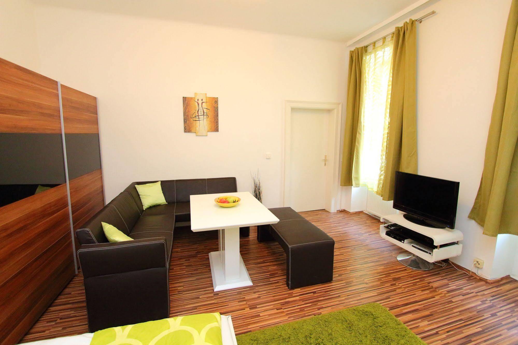 Simmering Apartment *