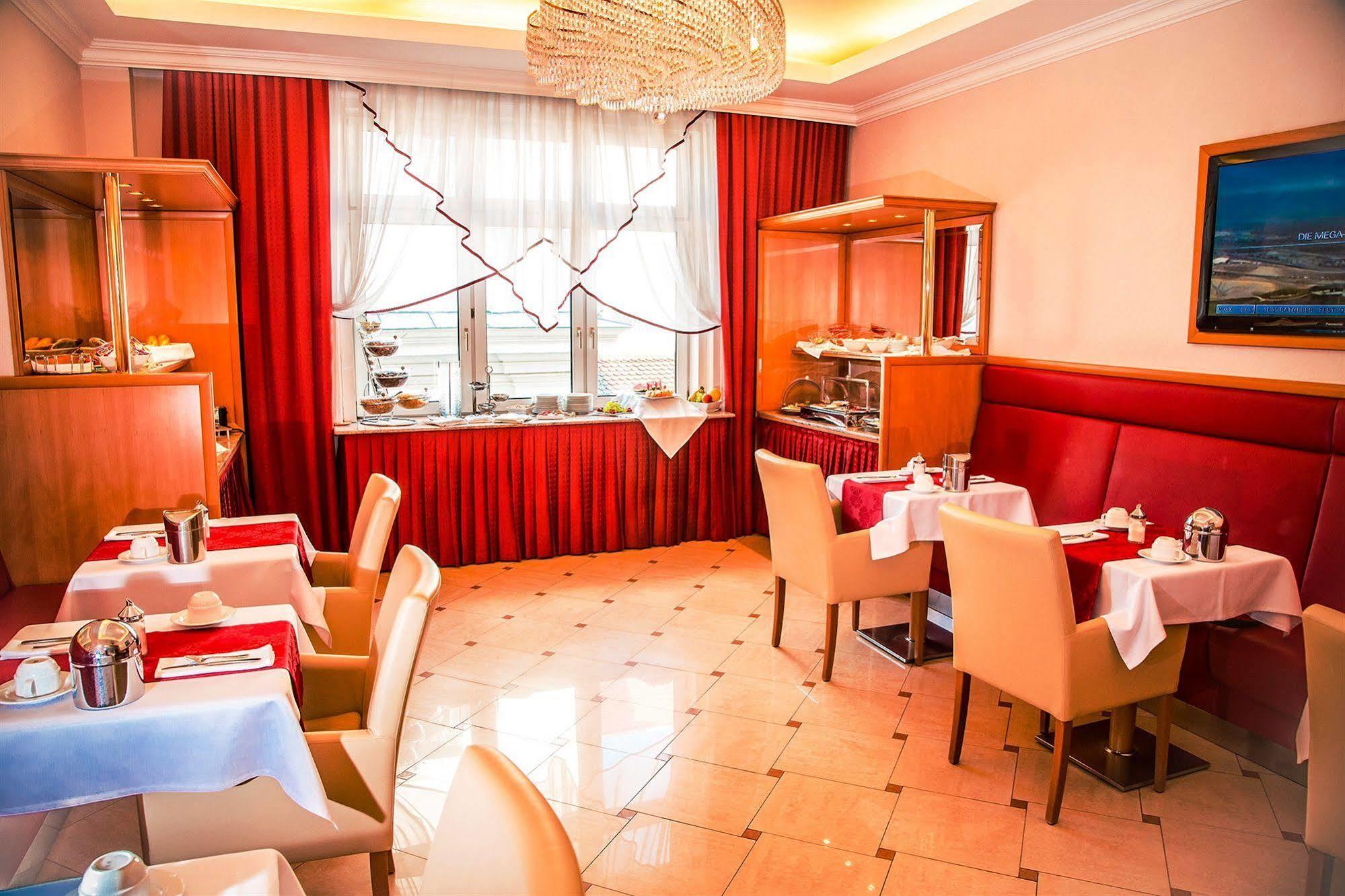 Hotel Corvinus - Newly Renovated 4*
