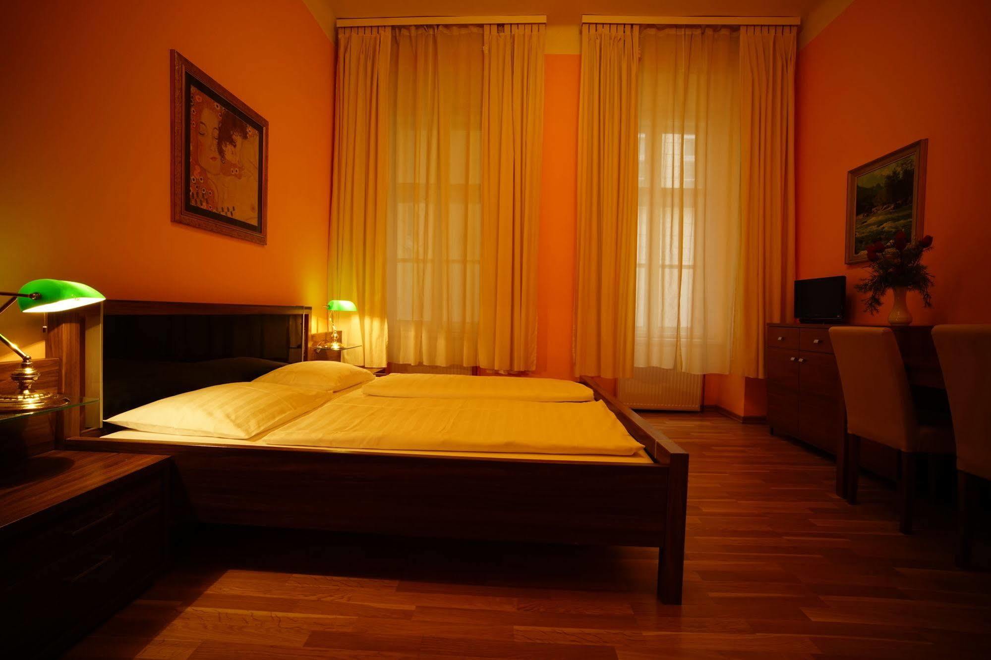 Liechtenstein Bed & Breakfast 3*