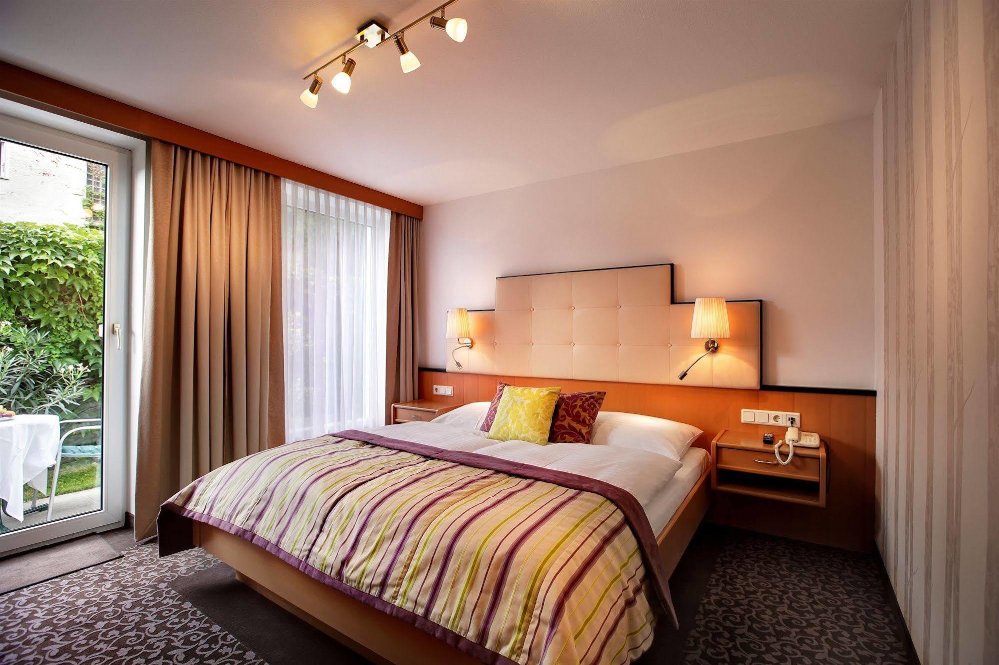 Hotel Strandhotel Alte Donau 4*