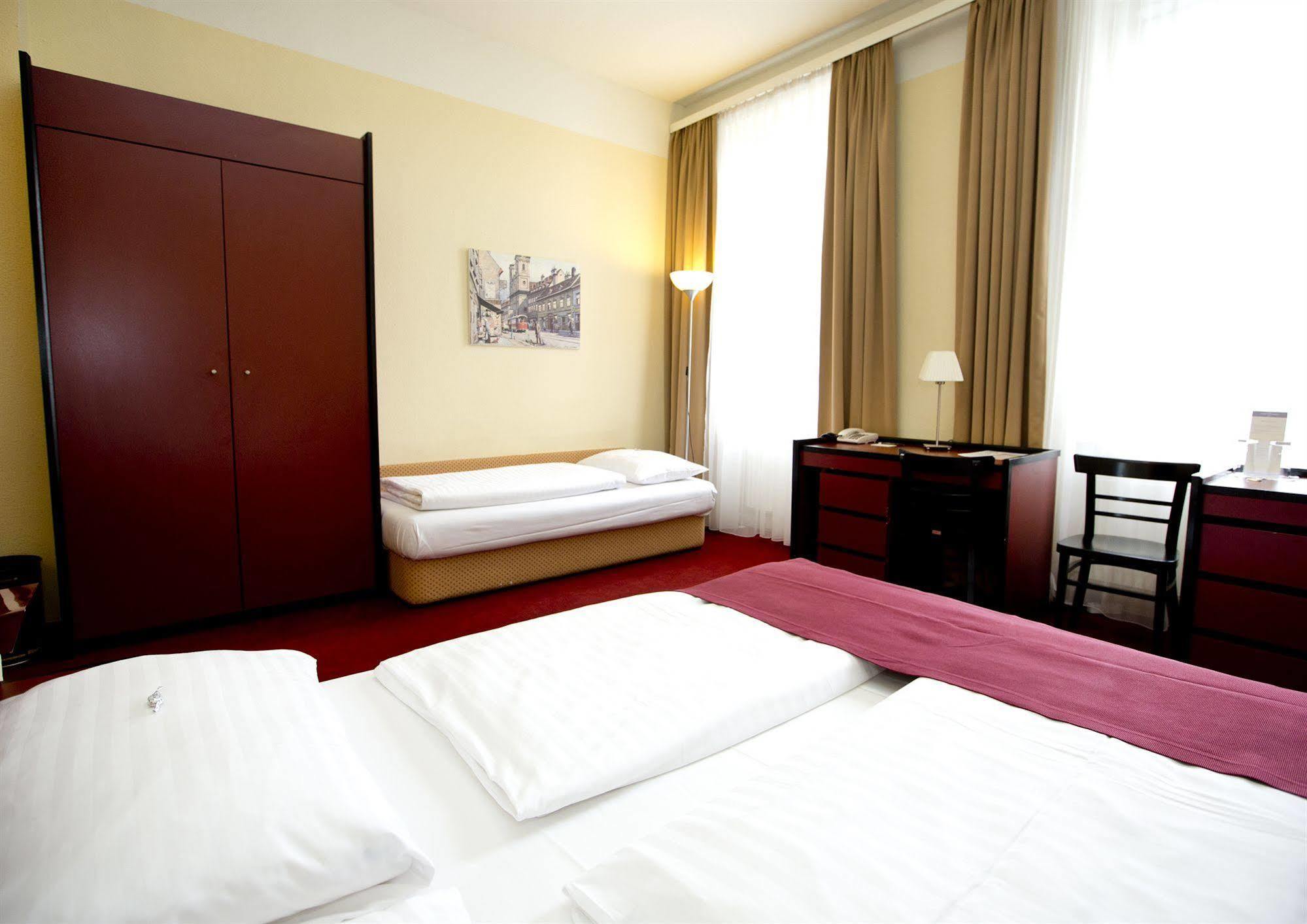 Fuerst Metternich 3* Vienna