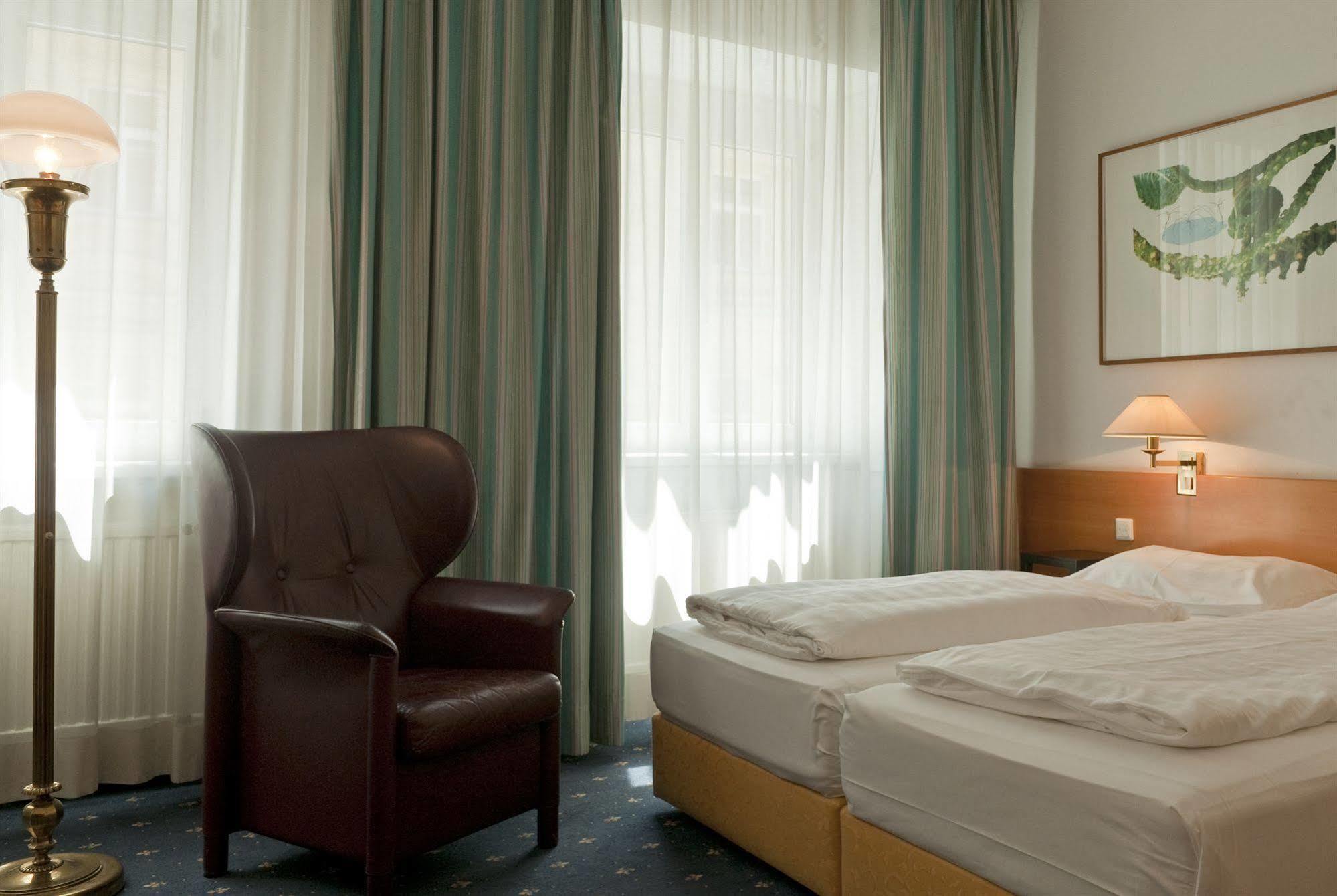 Kunsthof Hotel 3*