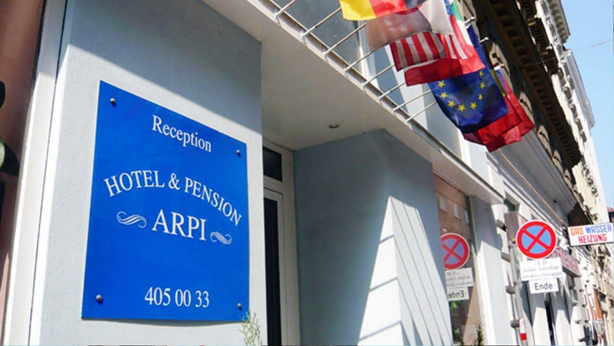 Acomodação com café da manhã  Arpi 3*