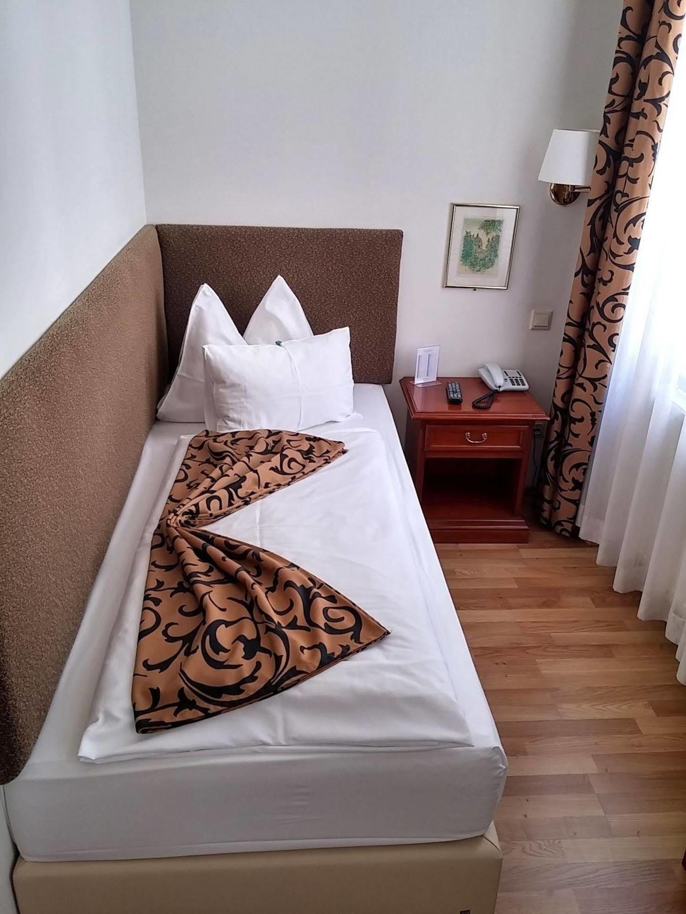 Hotel Domizil 4*