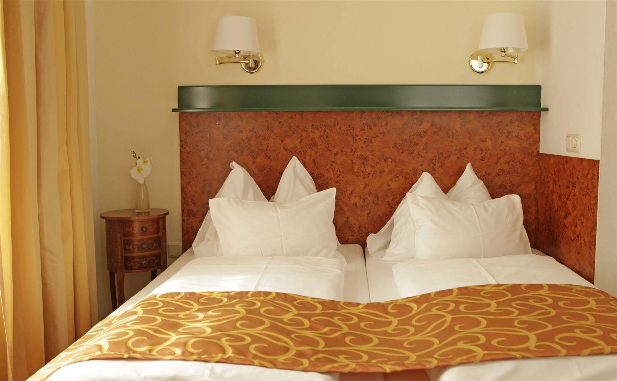 Hotel Domizil 4*