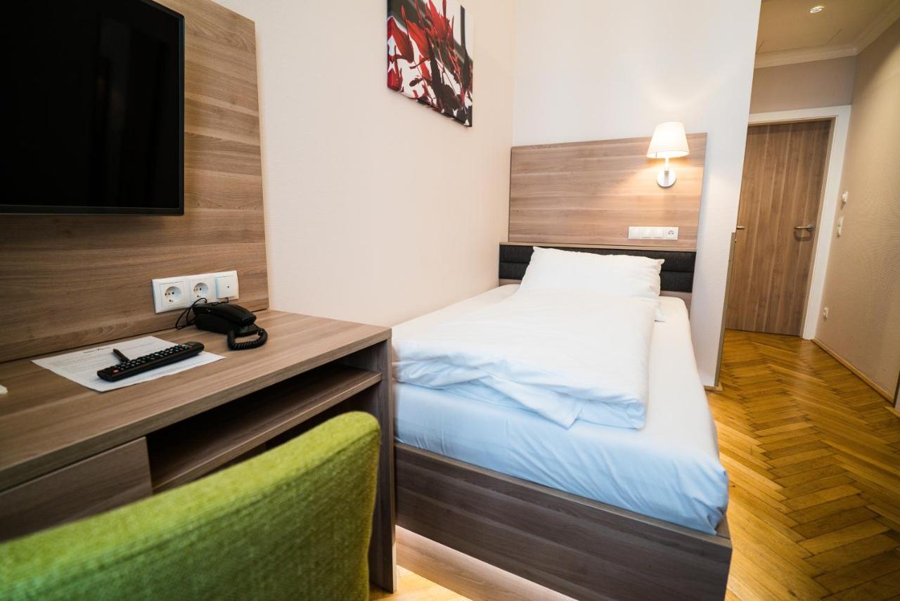 Marc Aurel - Center Hotel 3*
