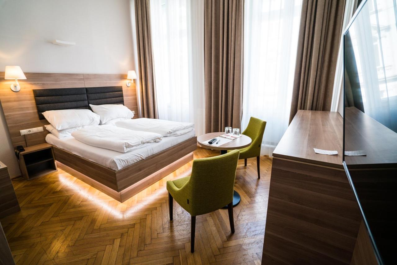 Hotel Marc Aurel - Center 3*