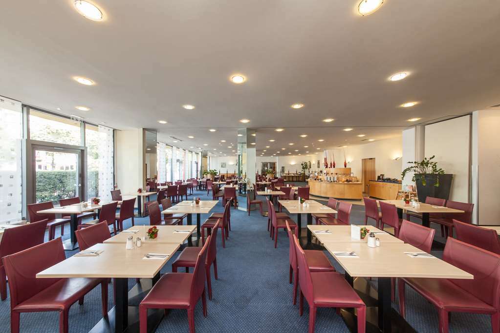 Novum Kavalier Hotel *