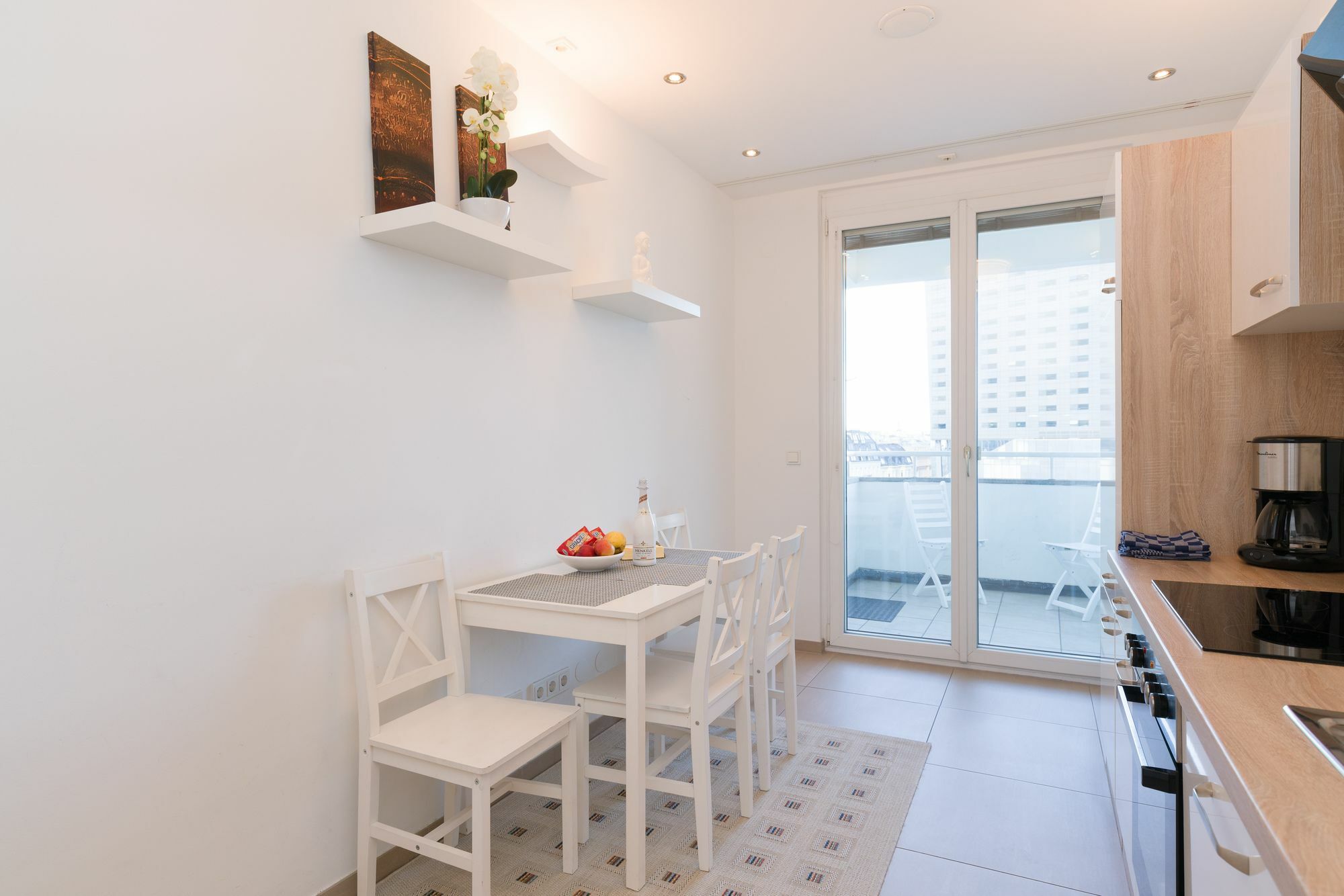 Domino Apartment *