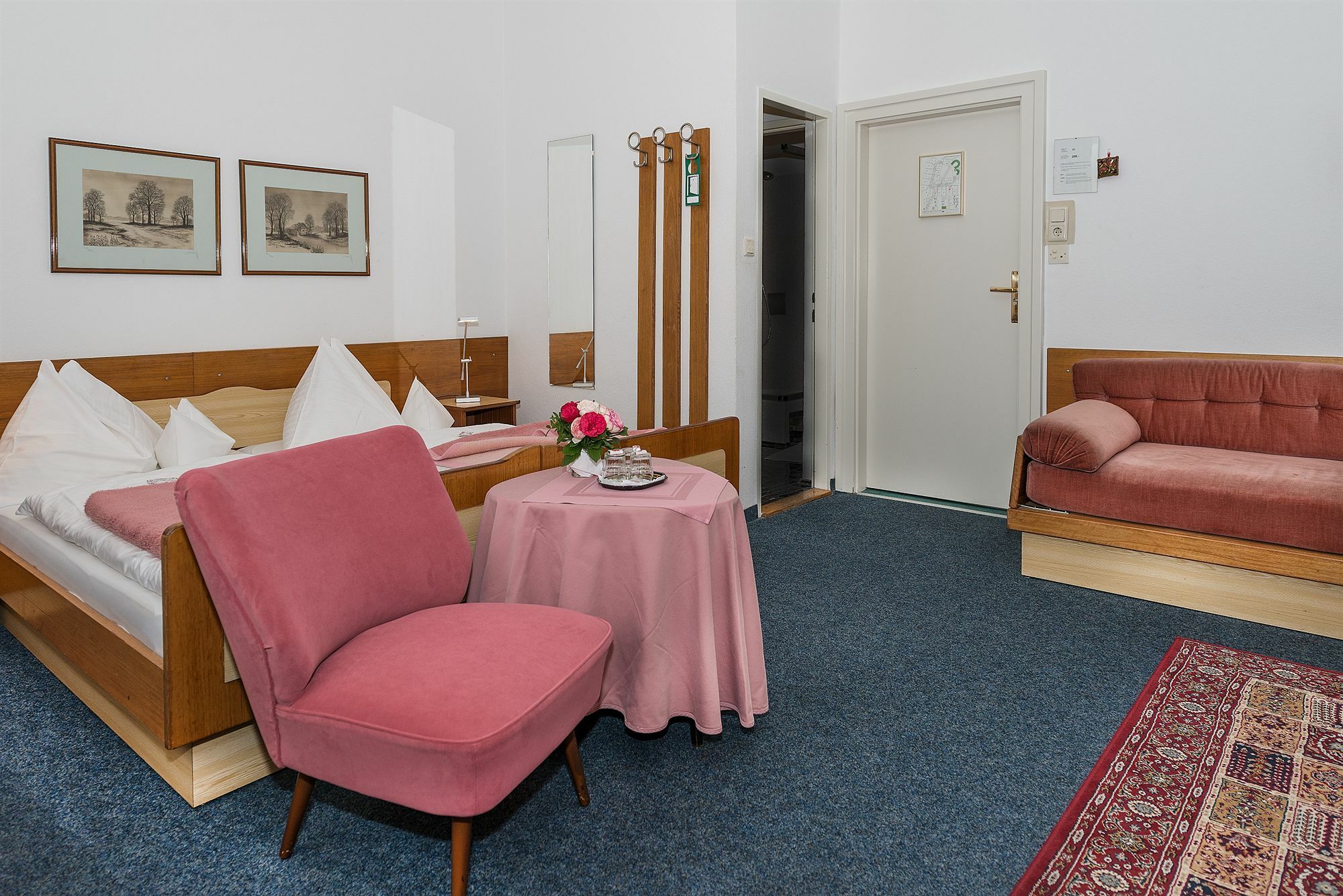 Neuer Markt Guest house 3*