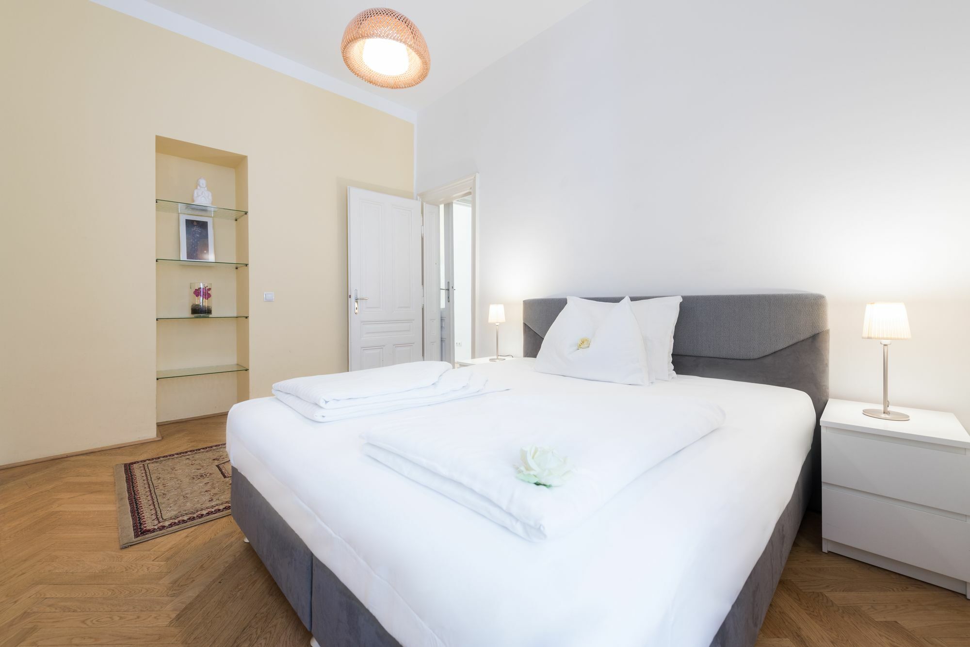 Stadtpark Apartment Vienna