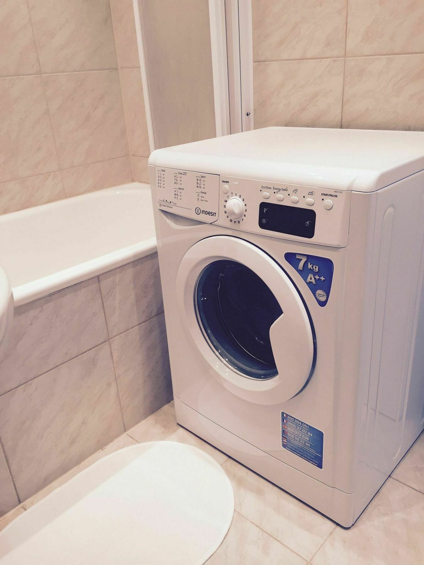 Affordable Near Center Apartment *