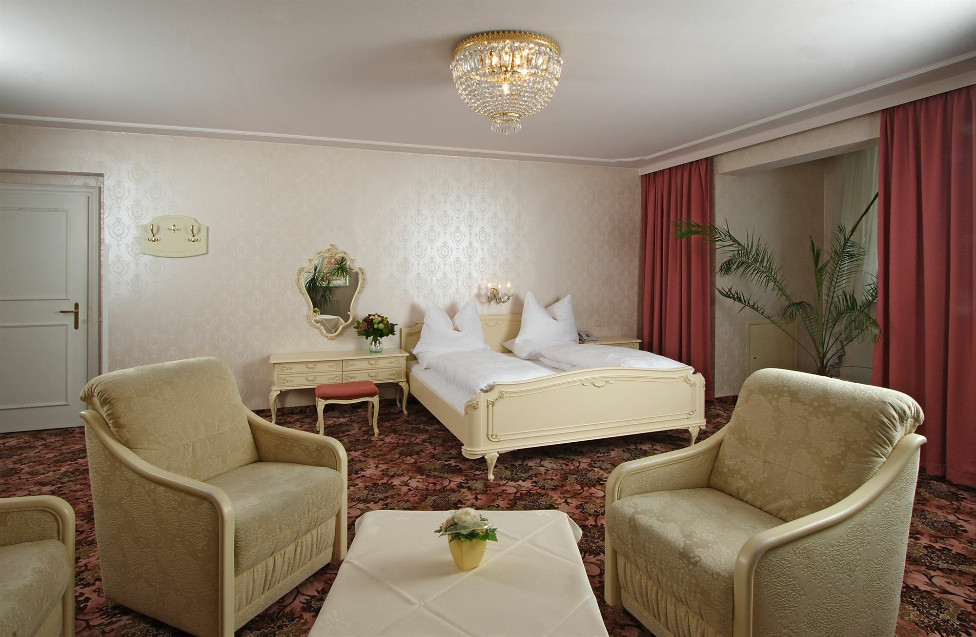 Aviano Boutique 4*