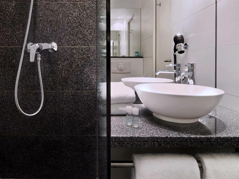 Hotel One Wien-prater 3*