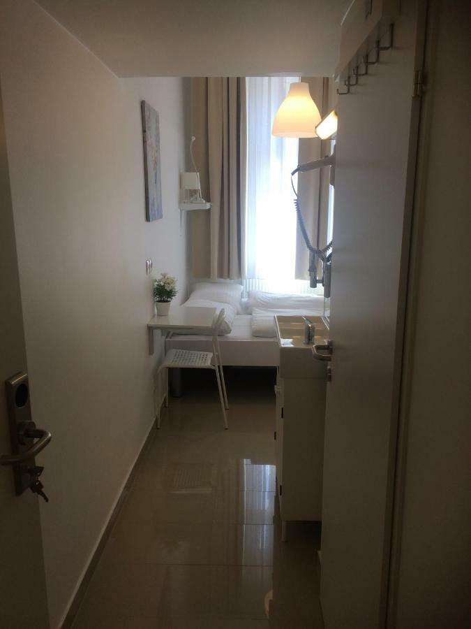 Ch-vienna Hotel