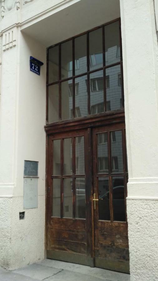 Apartment Lights - Karmarschgasse