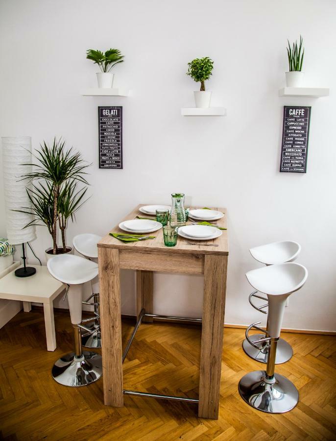 Lights - Karmarschgasse Apartment