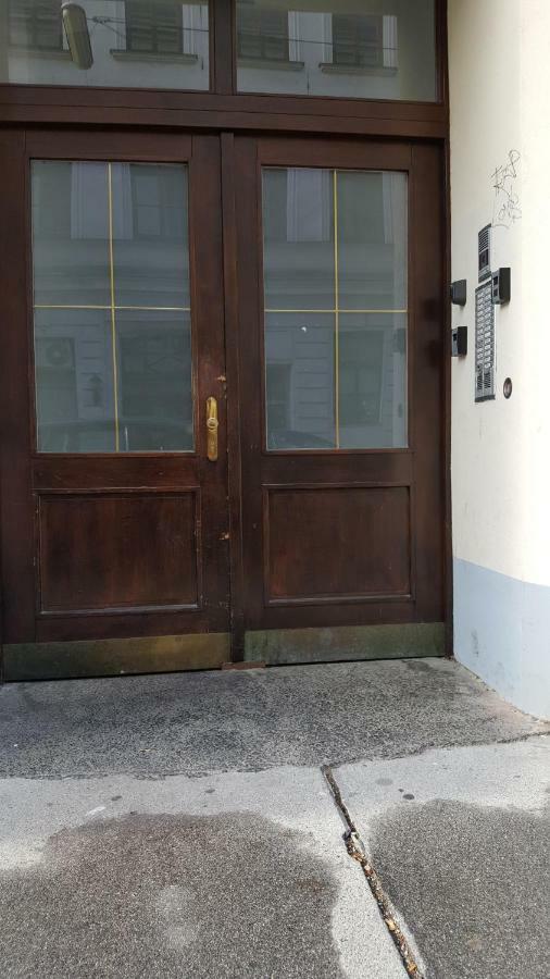 Msq Diana - 10 Min From Center - Free Coffee And Tea - High Speed Internet Apartment *