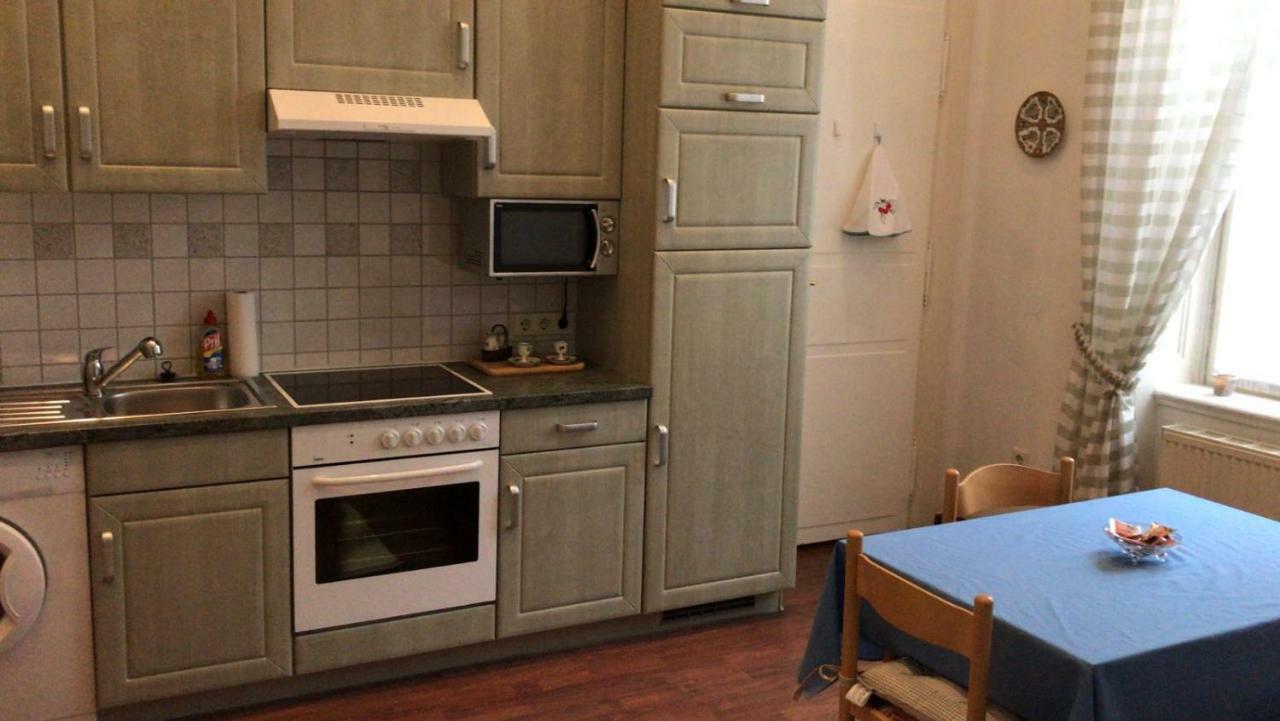 Appartamento 88m² Grosses Im 1. Stock Vienna