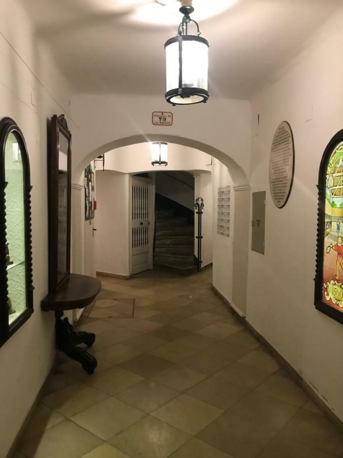 The Barts Center - Self Check-in Apartment *